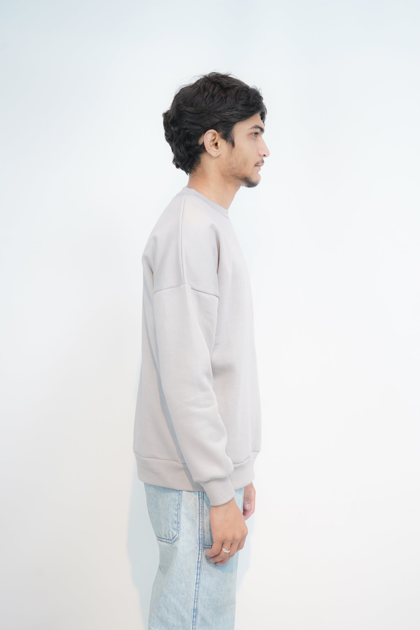 Grey - Solid Oversized Sweatshirt