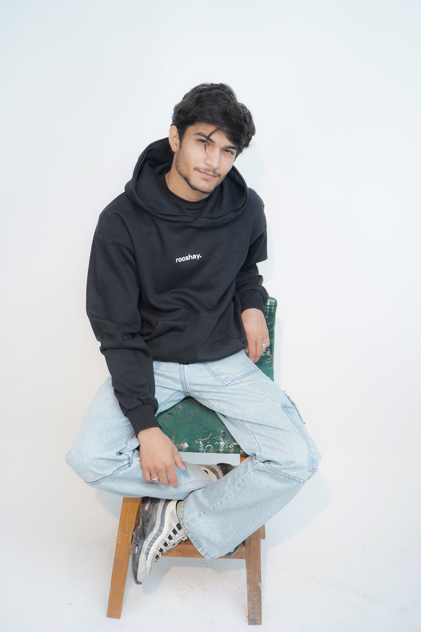 Black - Solid Oversized Hoodie